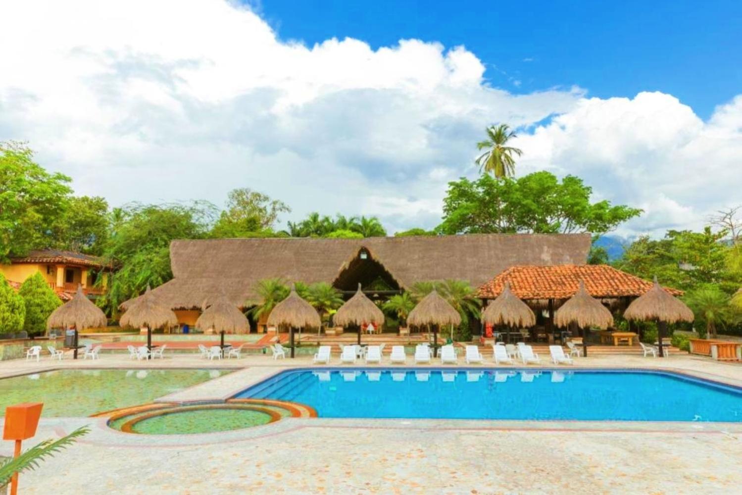 Hotel Porton Del Sol Santa Fe de Antioquia Dış mekan fotoğraf